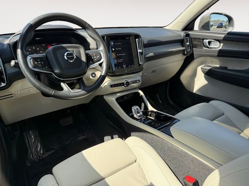 Used 2021 Volvo XC40 T5 Inscription AWD/4WD image 15