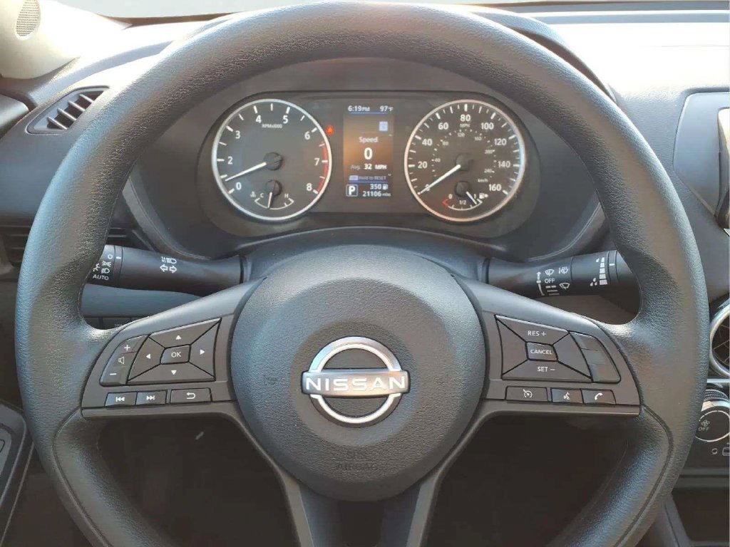 Used 2025 Nissan Sentra S FWD image 15