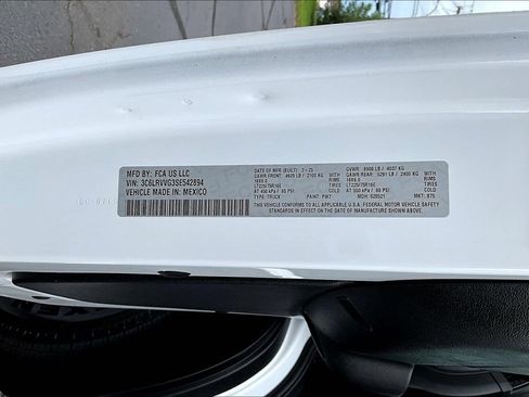 Used 2025 RAM ProMaster 2500 w/ U-Haul Equipment Group FWD image 16