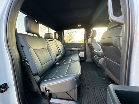 Used 2025 Ford F150 Lariat w/ Equipment Group 502A High image 28