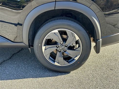 New 2026 Nissan Rogue SV image 15