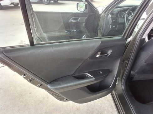 Used 2014 Honda Accord LX image 18