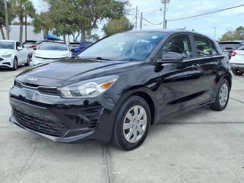 Used 2022 Kia Rio S image 3