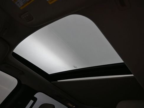 Used 2021 Ford Expedition Limited image 22