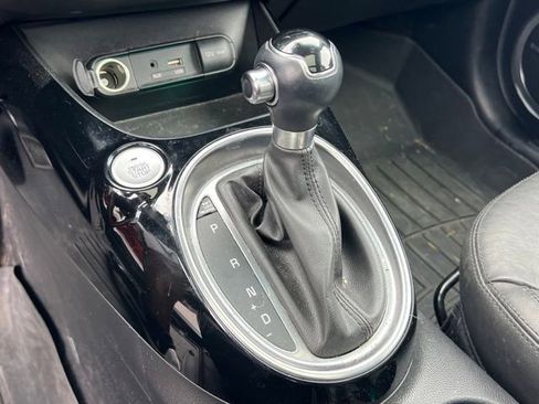 Used 2016 Kia Soul ! w/ Premium Package FWD image 17