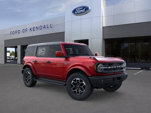 New 2026 Ford Bronco Outer Banks AWD/4WD image 7