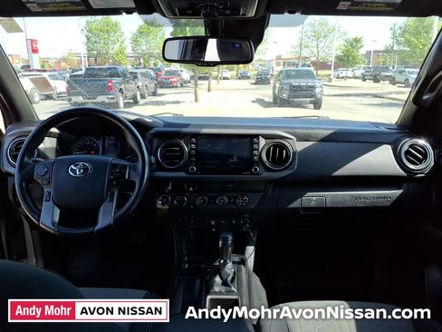 Used 2020 Toyota Tacoma TRD Off-Road AWD/4WD image 31