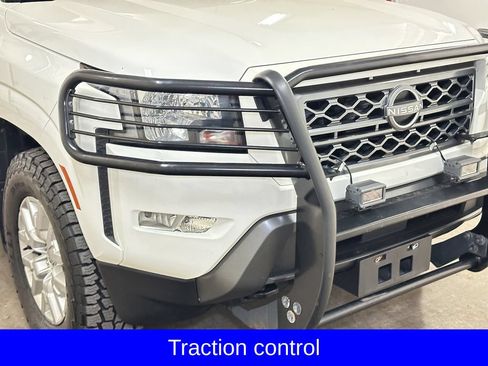 Used 2022 Nissan Frontier SV w/ Technology Package AWD/4WD image 4