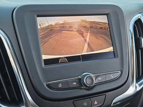 Used 2024 Chevrolet Equinox LT image 13