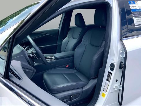 Used 2024 Lexus RX 350 Premium w/ Accessory Package (Z1) FWD image 8