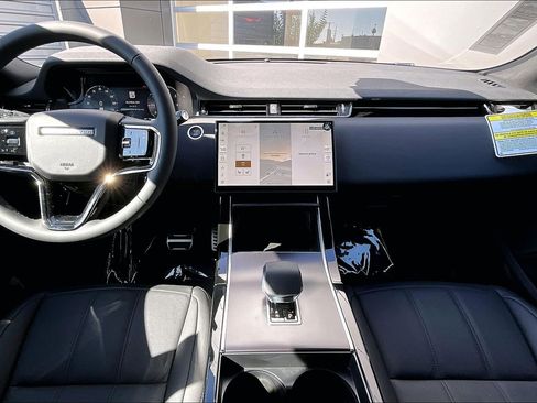 New 2026 Land Rover Range Rover Evoque Dynamic SE AWD/4WD image 5