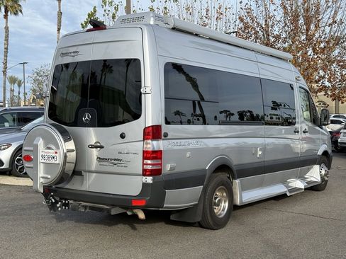 Used 2014 Mercedes-Benz Sprinter 3500 image 8