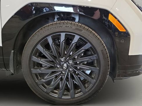 Used 2025 Hyundai Santa Fe Calligraphy AWD/4WD image 18
