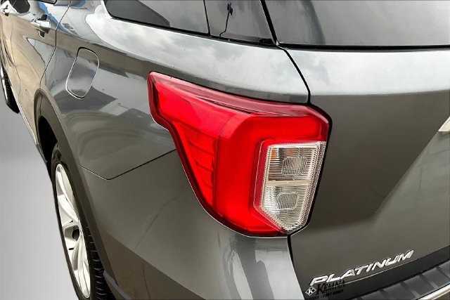 Used 2021 Ford Explorer Platinum w/ Equipment Group 601A AWD/4WD image 23
