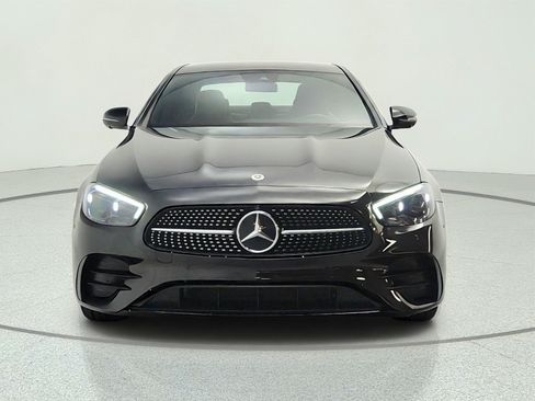 Used 2021 Mercedes-Benz E 350 Sedan image 2