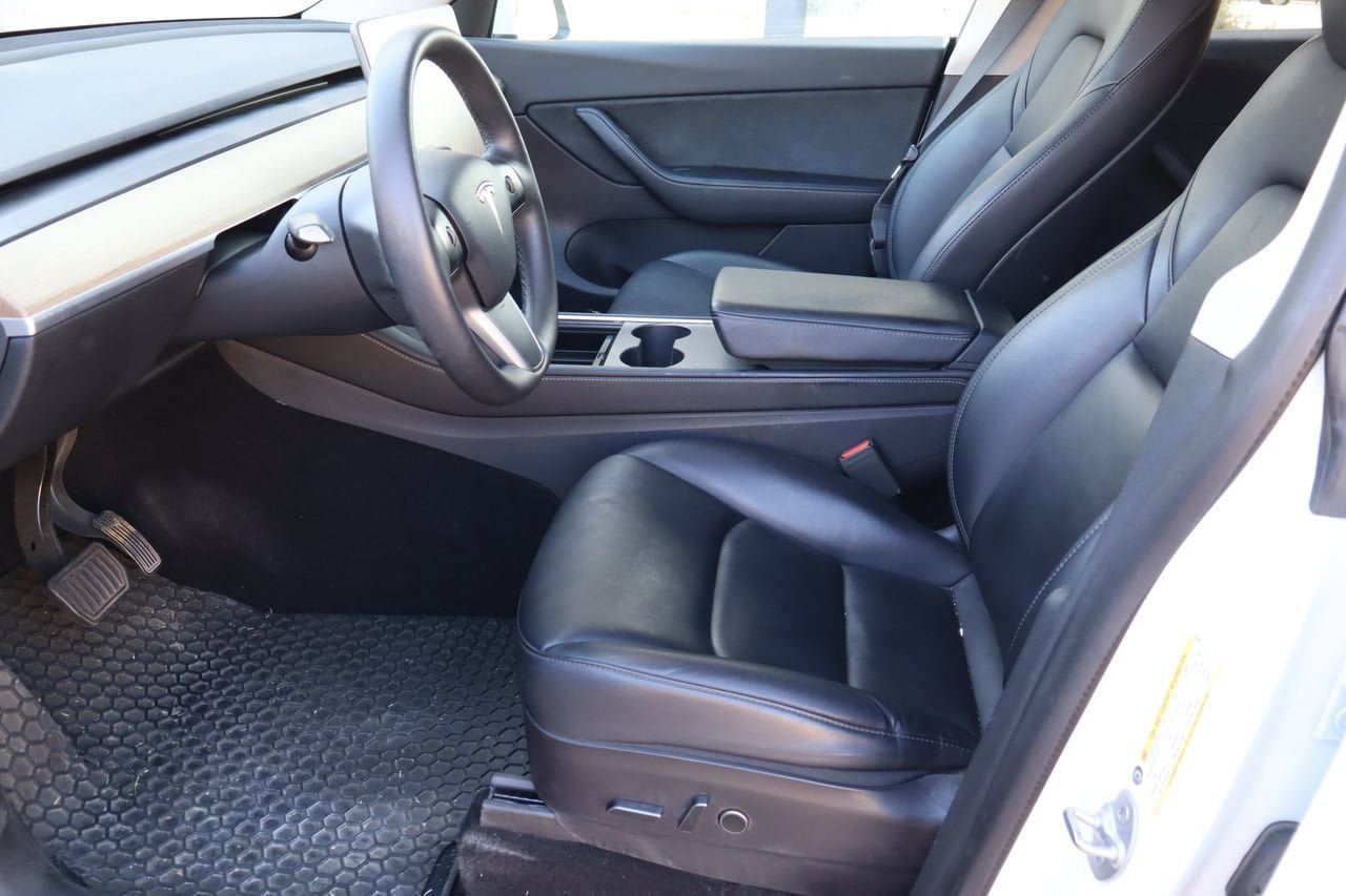 Used 2021 Tesla Model Y Long Range AWD/4WD image 14