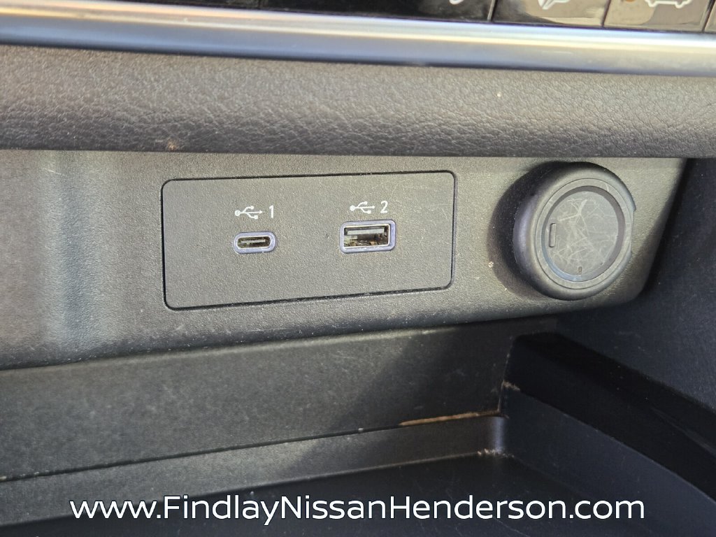 Used 2023 Nissan Rogue SV FWD image 29