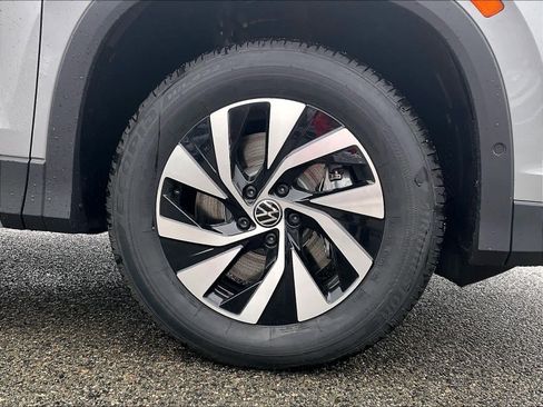 New 2026 Volkswagen Tiguan S image 8