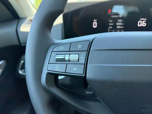New 2026 Kia K4 FWD image 28