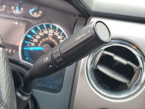 Used 2013 Ford F150 XLT w/ Luxury Equipment Group image 16