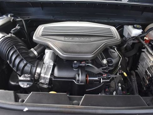 Used 2020 GMC Acadia SLT AWD/4WD image 40