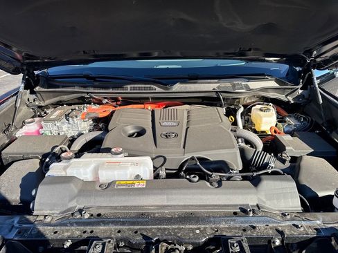 Used 2025 Toyota Tundra Capstone image 28