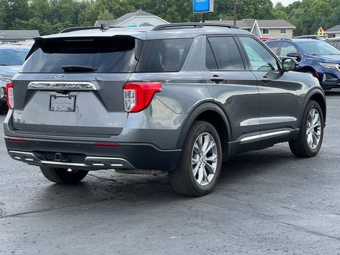 Used 2023 Ford Explorer XLT w/ Equipment Group 202A AWD/4WD image 51