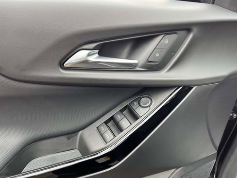 Certified 2025 Chevrolet Equinox LT w/ Safety and Technology Package image 15