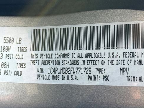 Used 2015 Jeep Cherokee Limited image 25