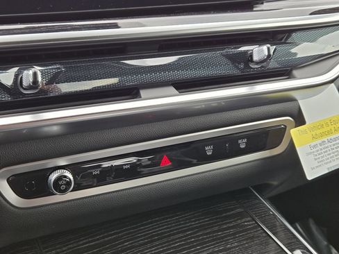 New 2026 BMW X7 xDrive40i w/ M Sport Package image 22