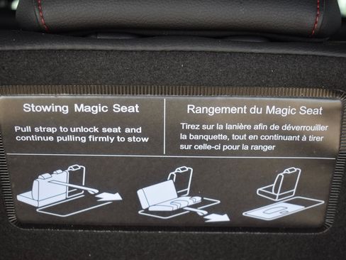 Used 2025 Honda Odyssey Sport-L image 18