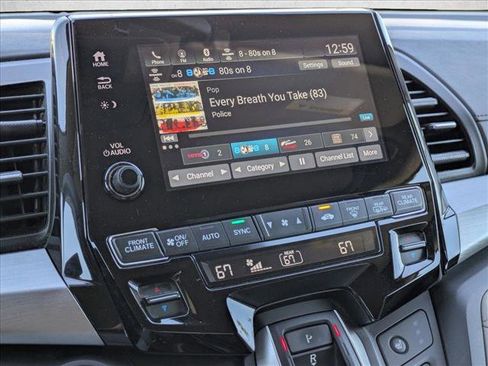 Used 2018 Honda Odyssey EX image 13