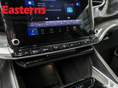 Used 2022 Jeep Wagoneer Series II AWD/4WD image 20