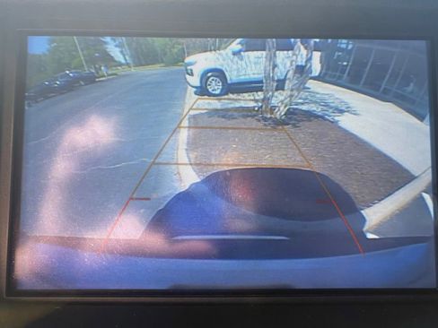 Used 2019 GMC Yukon SLE w/ SLE Value Package RWD image 9