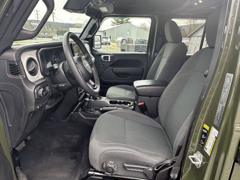 Used 2024 Jeep Wrangler Sport S w/ Convenience Group image 15