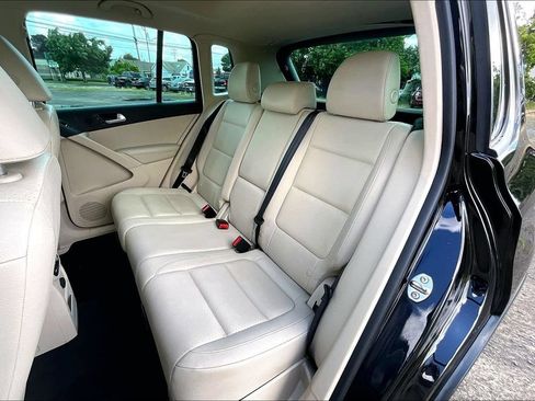 Used 2016 Volkswagen Tiguan SE AWD/4WD image 21