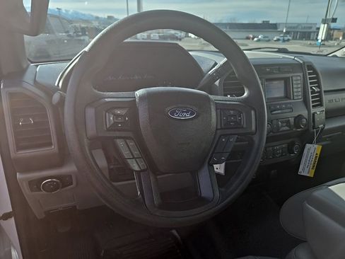 Used 2021 Ford F250 XL w/ Power Equipment Group image 13