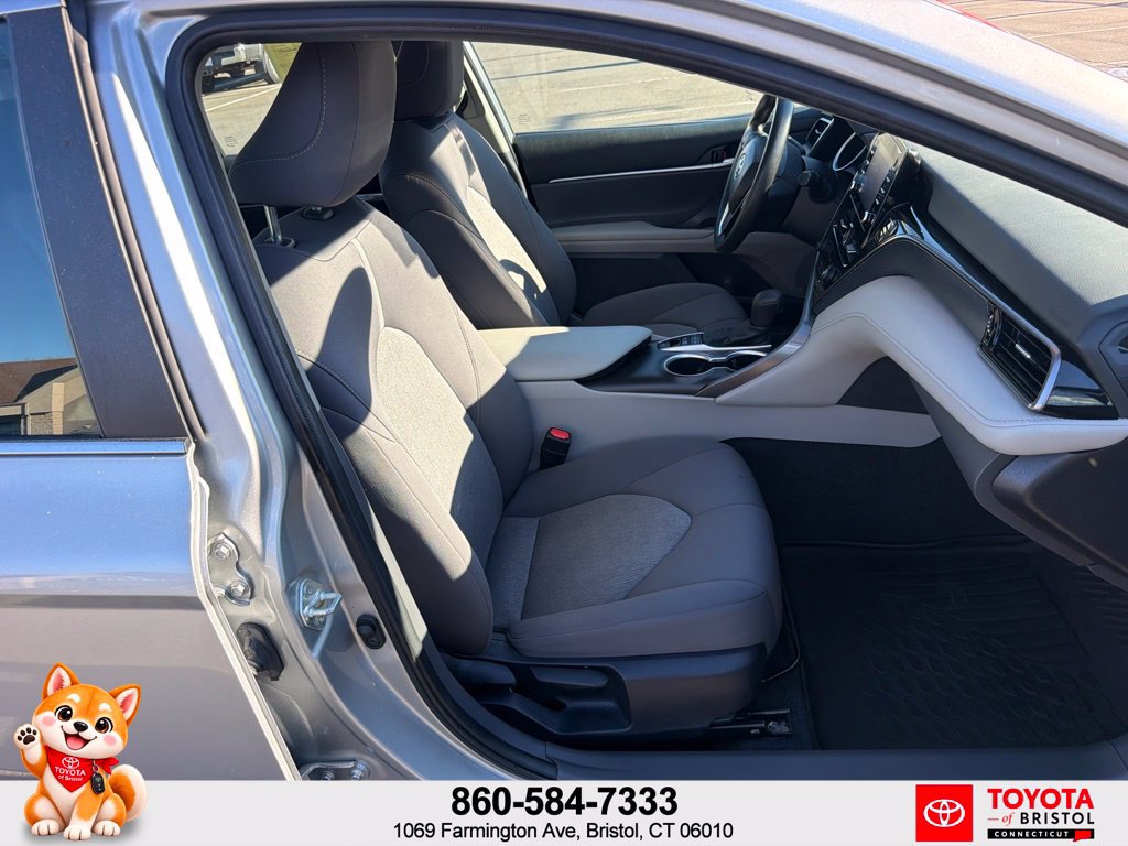 Used 2024 Toyota Camry LE FWD image 39