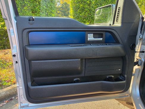 Used 2013 Ford F150 Raptor w/ Luxury Equipment Group image 10