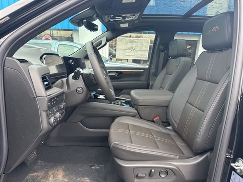 New 2026 Chevrolet Suburban High Country w/ Sun And Tow Package image 14