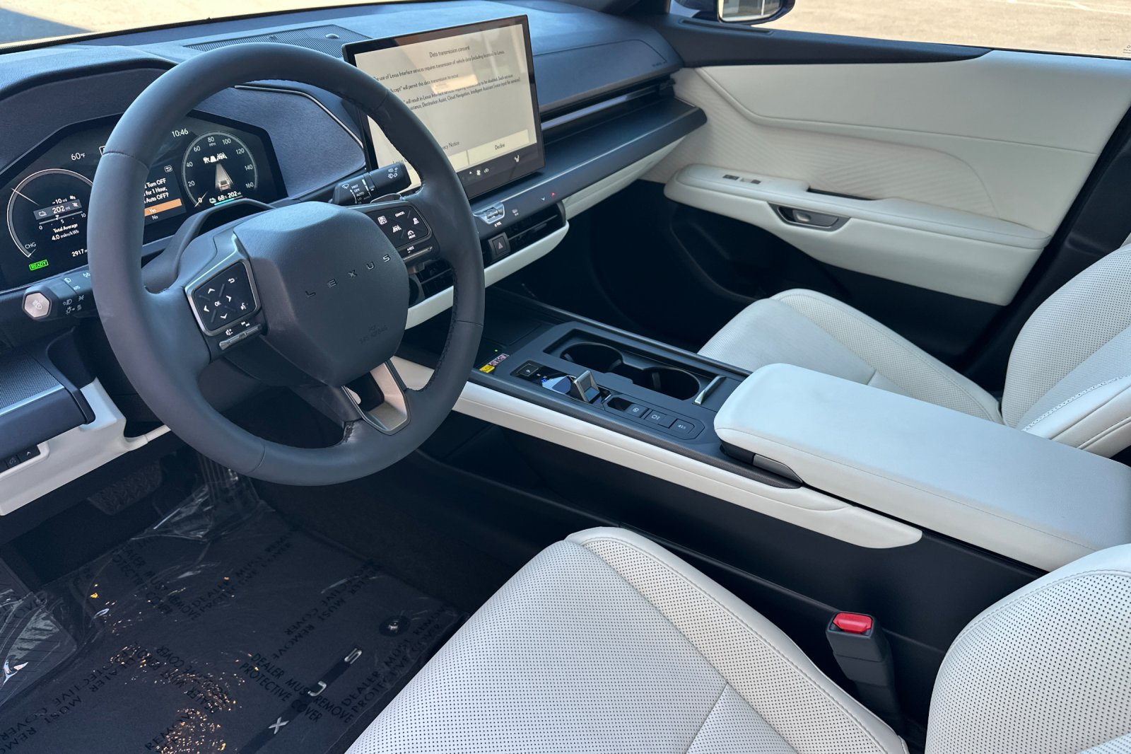 Used 2026 Lexus ES 350e w/ Convenience Package FWD image 4