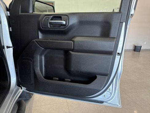 Used 2020 Chevrolet Silverado 1500 Custom Trail Boss w/ Custom Convenience Package AWD/4WD image 48