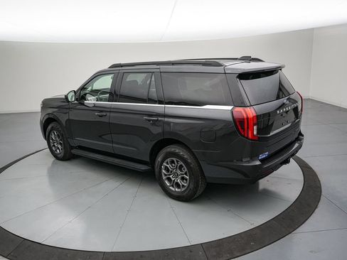 Certified 2025 Ford Expedition Active AWD/4WD image 6