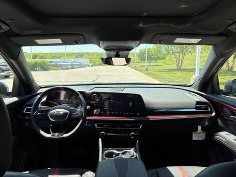 New 2026 Chevrolet Traverse RS AWD/4WD image 19