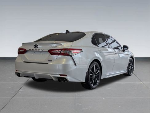 Used 2019 Toyota Camry XSE FWD image 6
