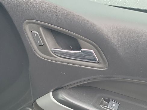 Used 2022 Chevrolet Colorado LT w/ Fleet Safety Package image 23