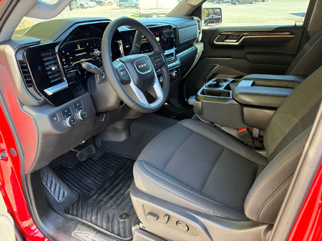 Used 2024 GMC Sierra 1500 Elevation AWD/4WD image 9