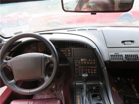 Used 1993 Chevrolet Corvette Convertible image 4