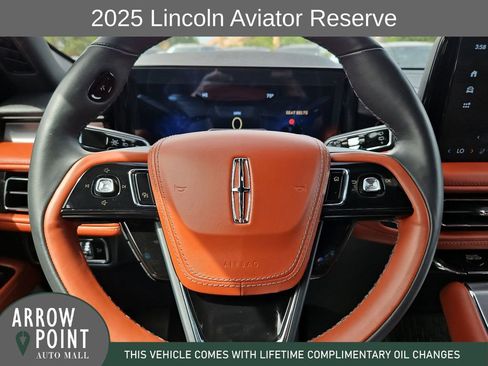 Used 2025 Lincoln Aviator Reserve w/ Luxury Package AWD/4WD image 27