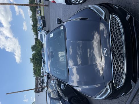 Used 2019 Ford Fusion Titanium FWD image 1